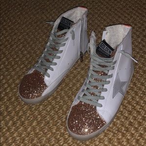NWOT High top sneakers